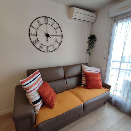 Appartement Climatise Avec Parking A 6Min A Pied De La Gare St Charles Marseille Ngoại thất bức ảnh