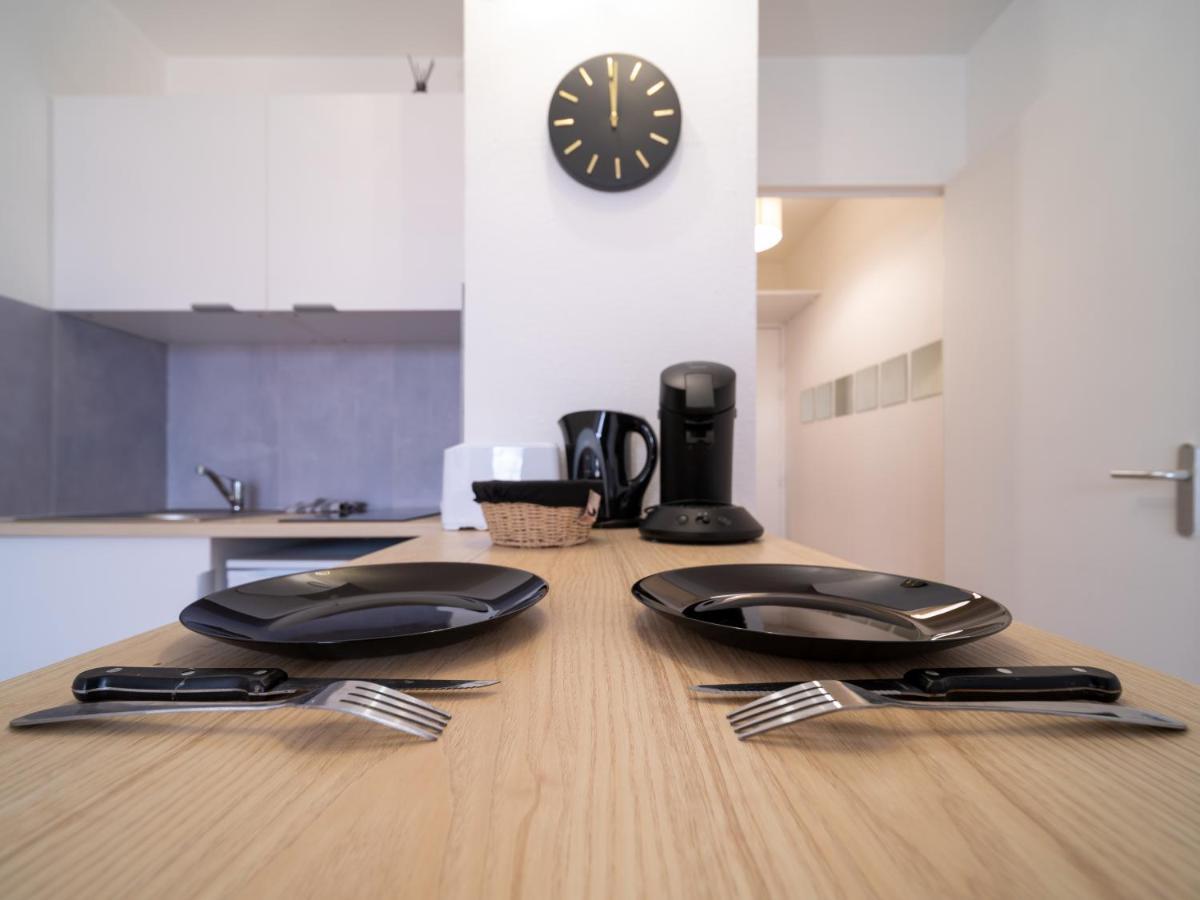 Appartement Climatise Avec Parking A 6Min A Pied De La Gare St Charles Marseille Ngoại thất bức ảnh