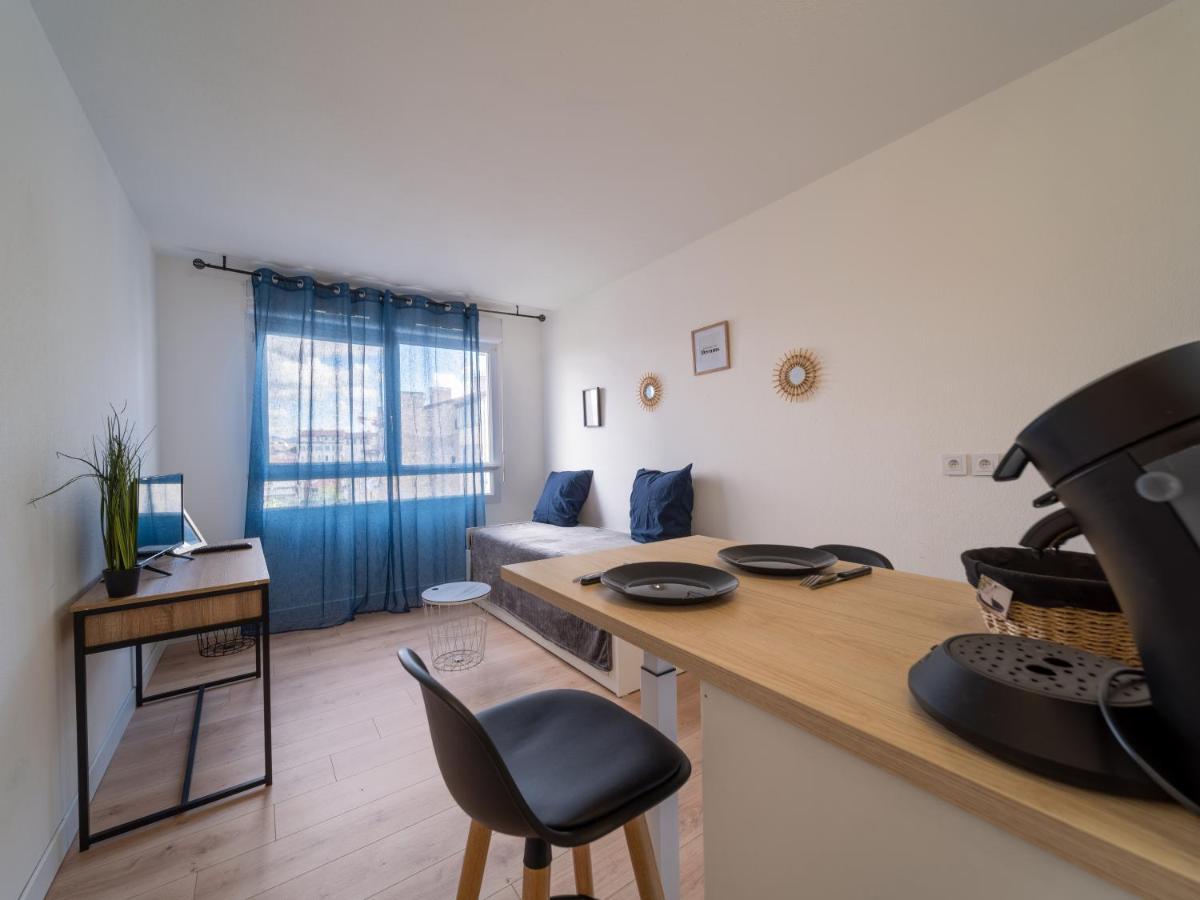 Appartement Climatise Avec Parking A 6Min A Pied De La Gare St Charles Marseille Ngoại thất bức ảnh