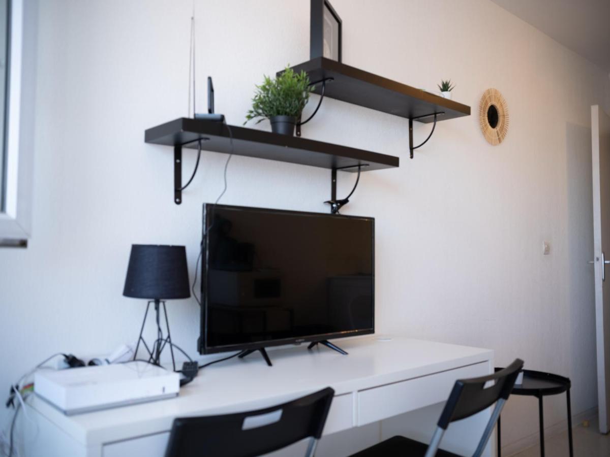Appartement Climatise Avec Parking A 6Min A Pied De La Gare St Charles Marseille Ngoại thất bức ảnh