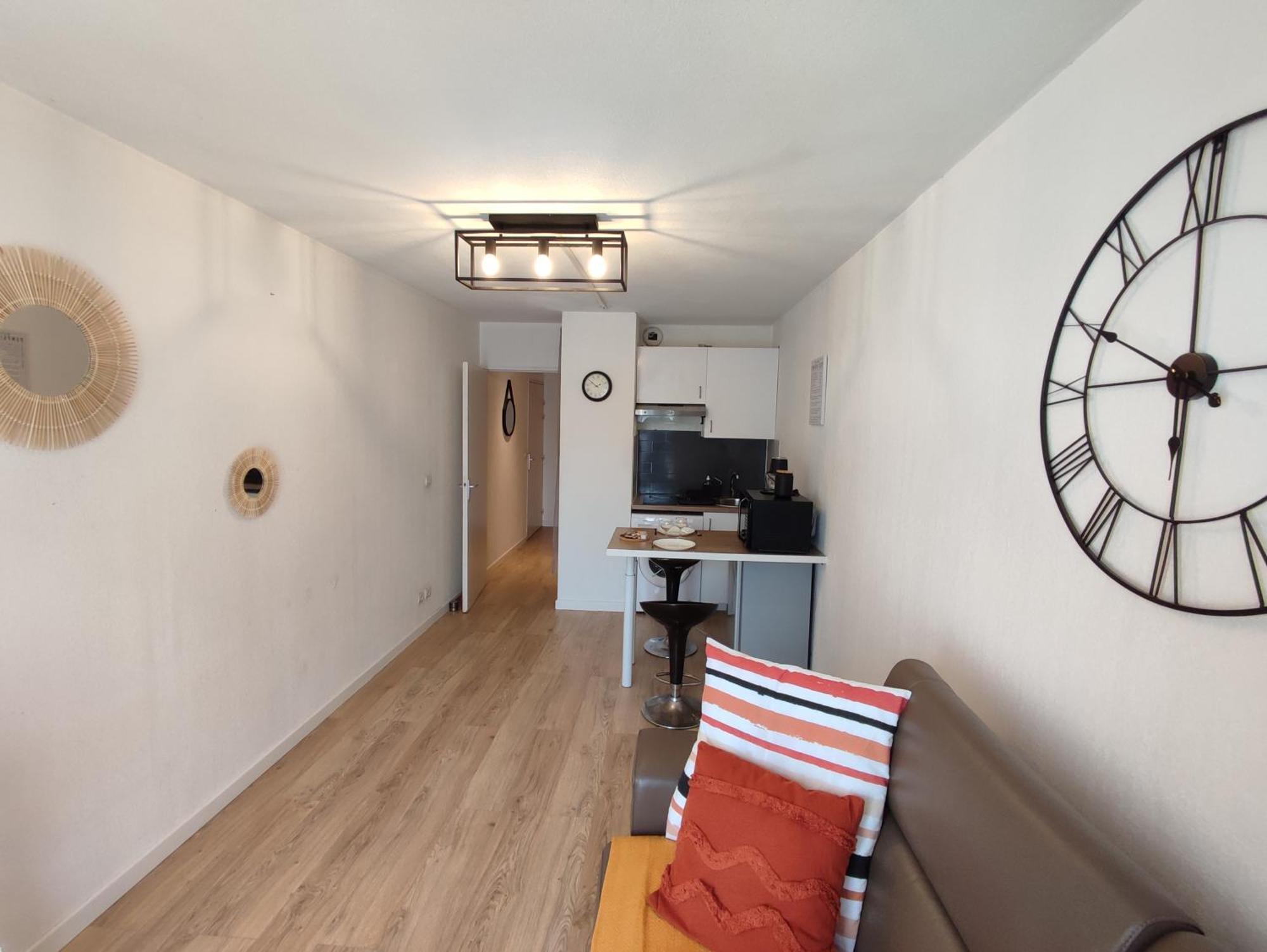 Appartement Climatise Avec Parking A 6Min A Pied De La Gare St Charles Marseille Ngoại thất bức ảnh