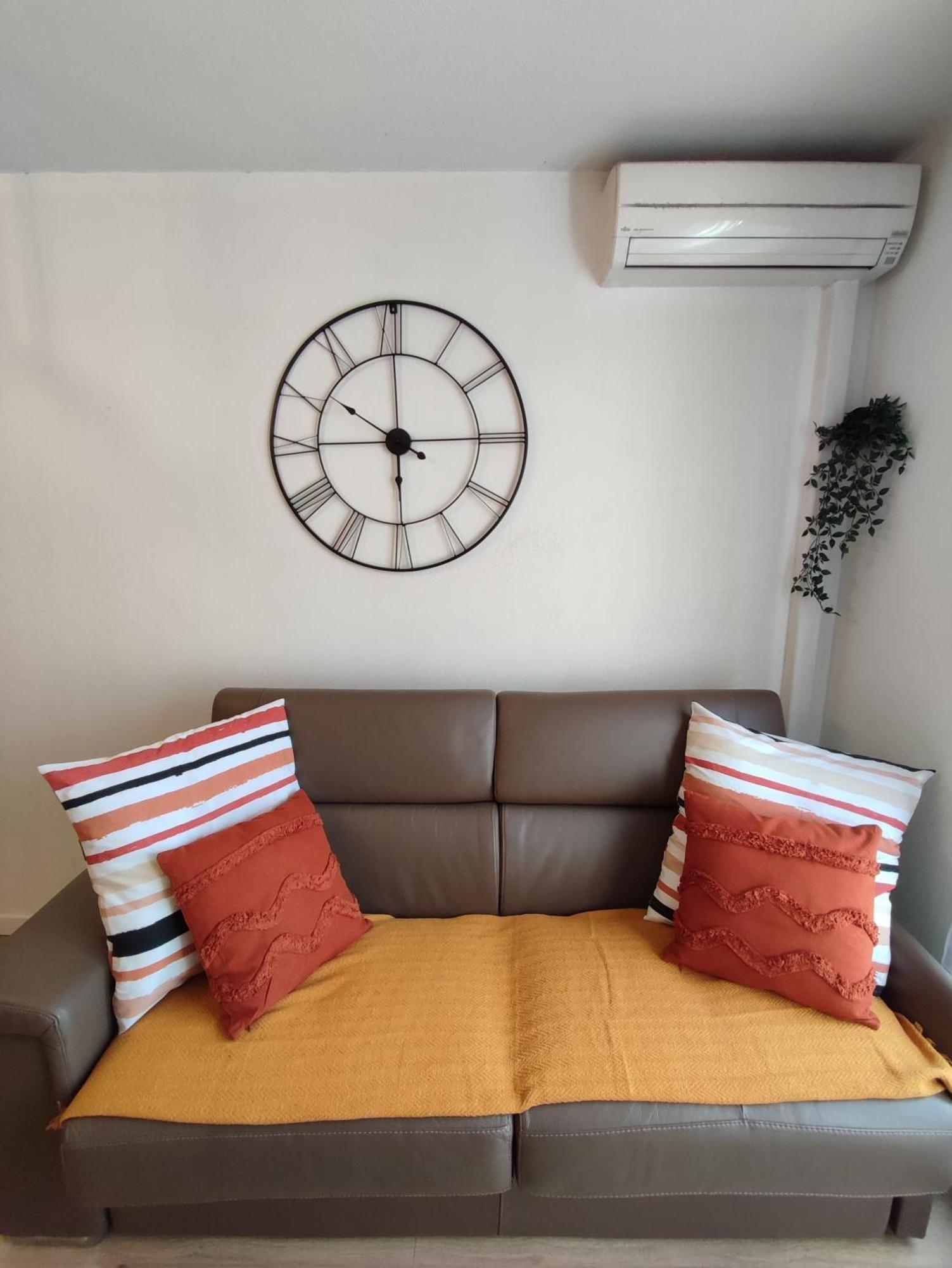Appartement Climatise Avec Parking A 6Min A Pied De La Gare St Charles Marseille Ngoại thất bức ảnh