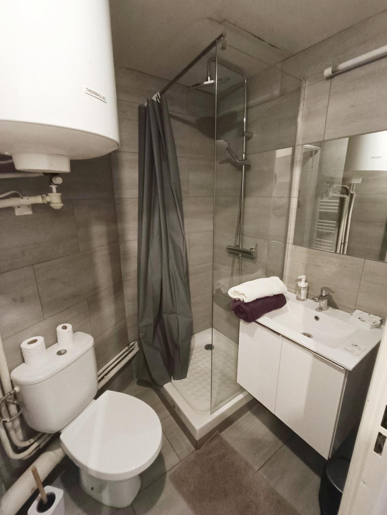 Appartement Climatise Avec Parking A 6Min A Pied De La Gare St Charles Marseille Ngoại thất bức ảnh